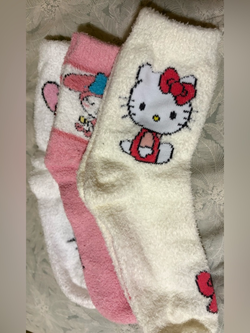 NWOT 3 pairs of Sanrio Plush Hello Kitty Socks White & Pink with Red Accent